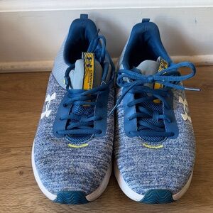 Under Armour UA Charge Revitalize Mens Running Shoes in Blue and Yellow